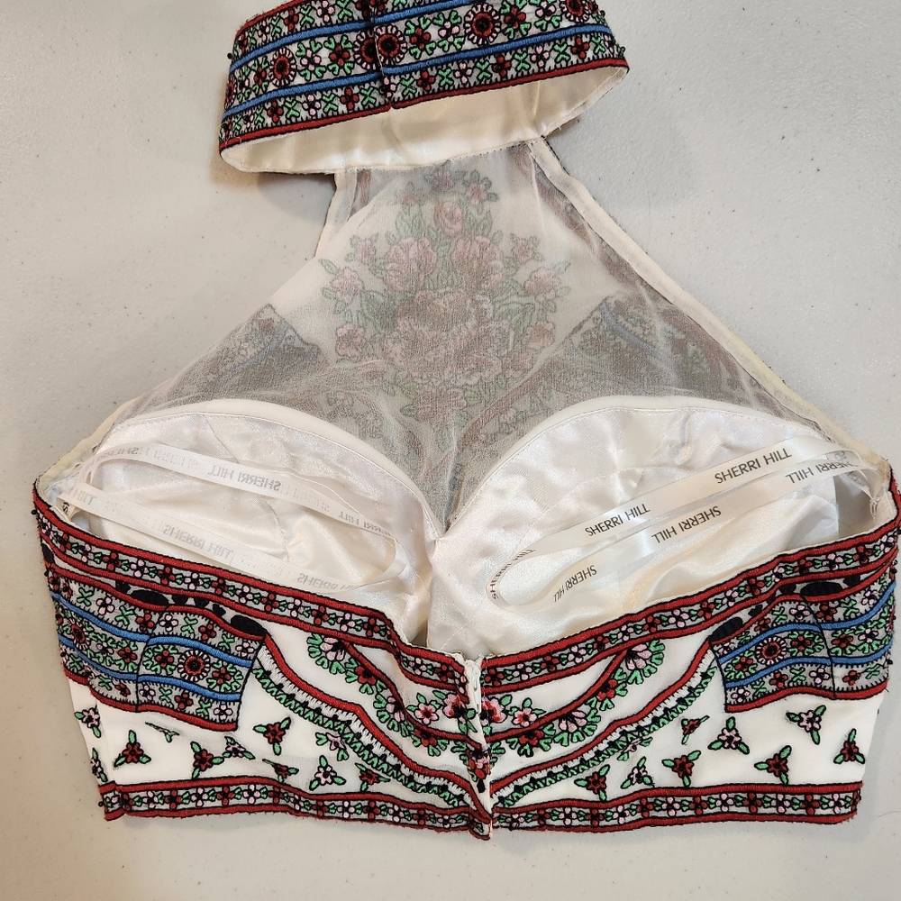 Sherri Hill Beaded Embroidered Halter Top Size 2 Beautiful White Colorful - Picture 13 of 16